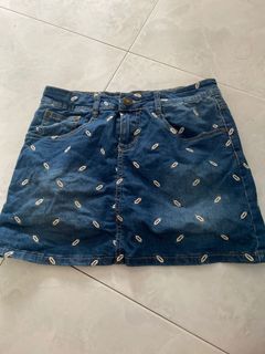 (Category: ) located in . Submitted by twipink (Listing ID 1069976396, Image 1). Description: .