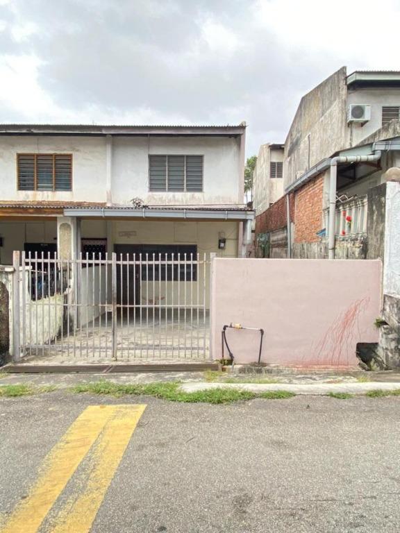 Doublestorey Taman Maju Jaya 3b1b Lowdepo Property Rentals On Carousell
