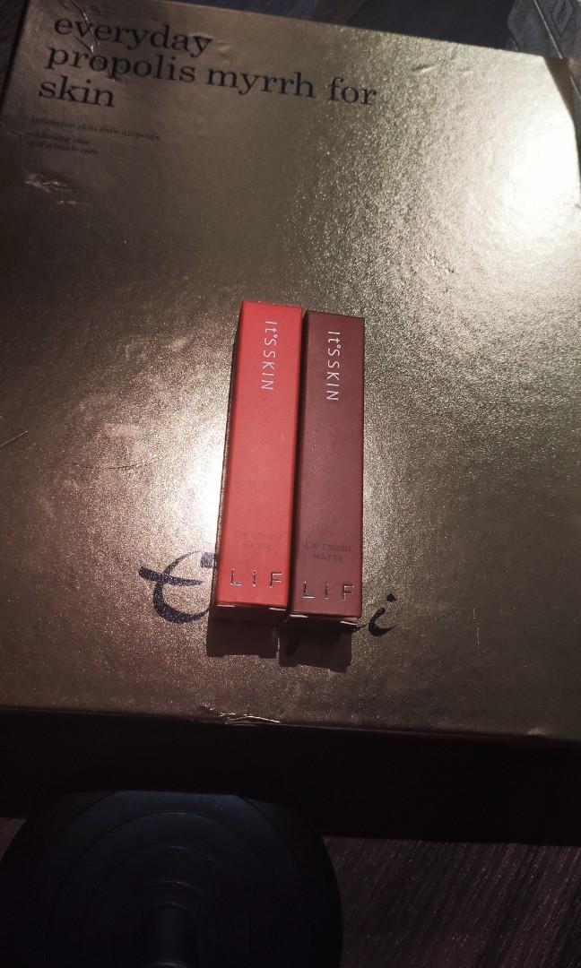 Its Skin Velvet lipstick (Category: Makeup) located in Cavite. Submitted by matcha_00 (Listing ID 1070089060, Image 1). Description: Authentic from Korea 2 shades available pm for more pic.