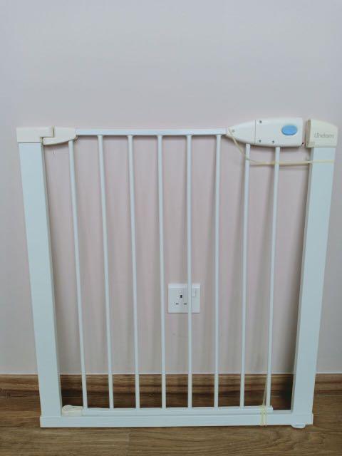 Lindam baby gate asda 2025