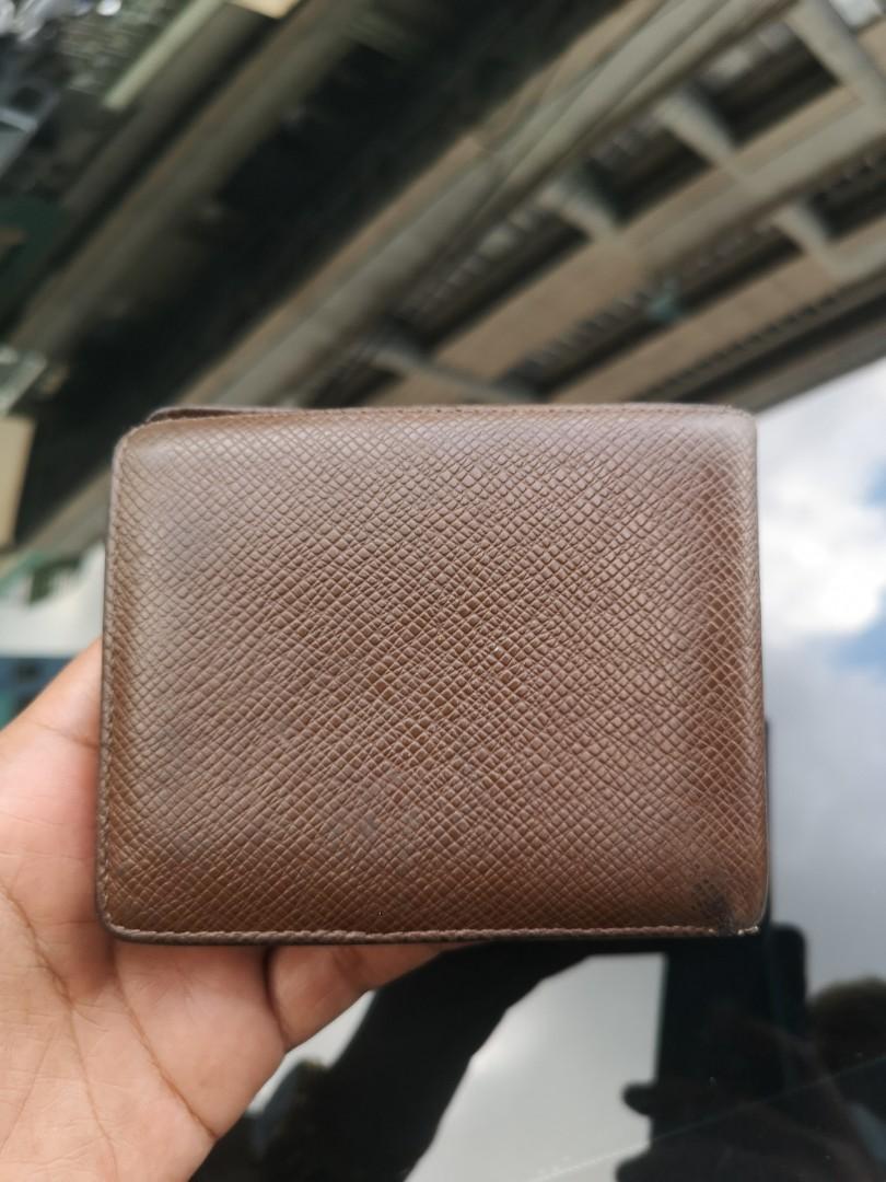 Louis Vuitton Brown Taiga Leather Card Holder ID Cas Wallet 551lvs611