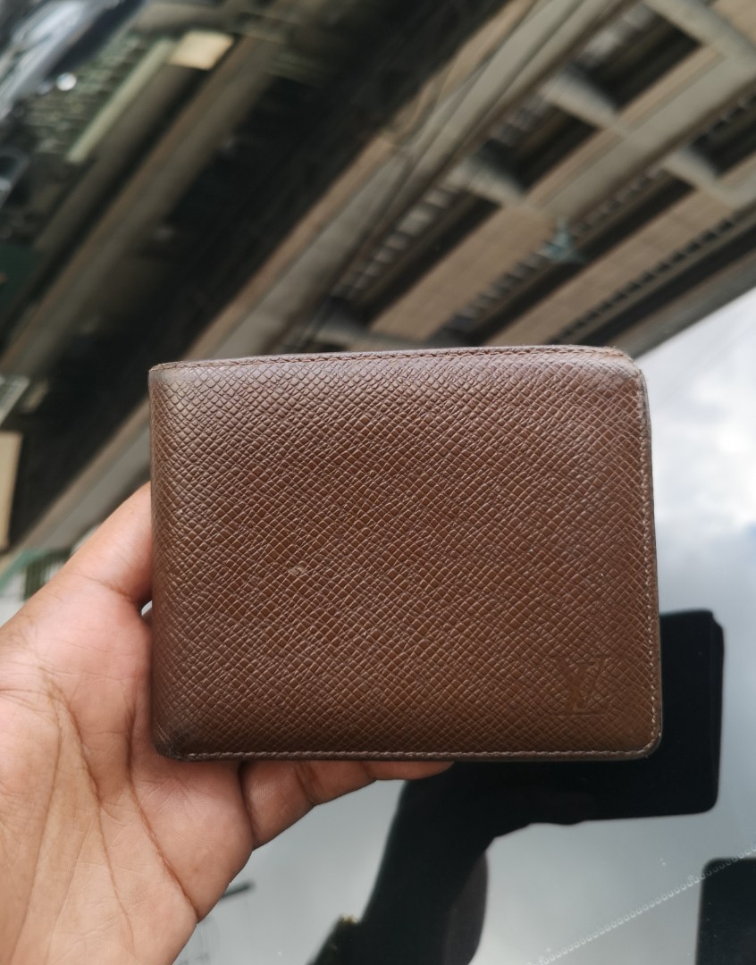 Louis Vuitton Taiga Brown Leather Wallet, Men's Fashion, Watches