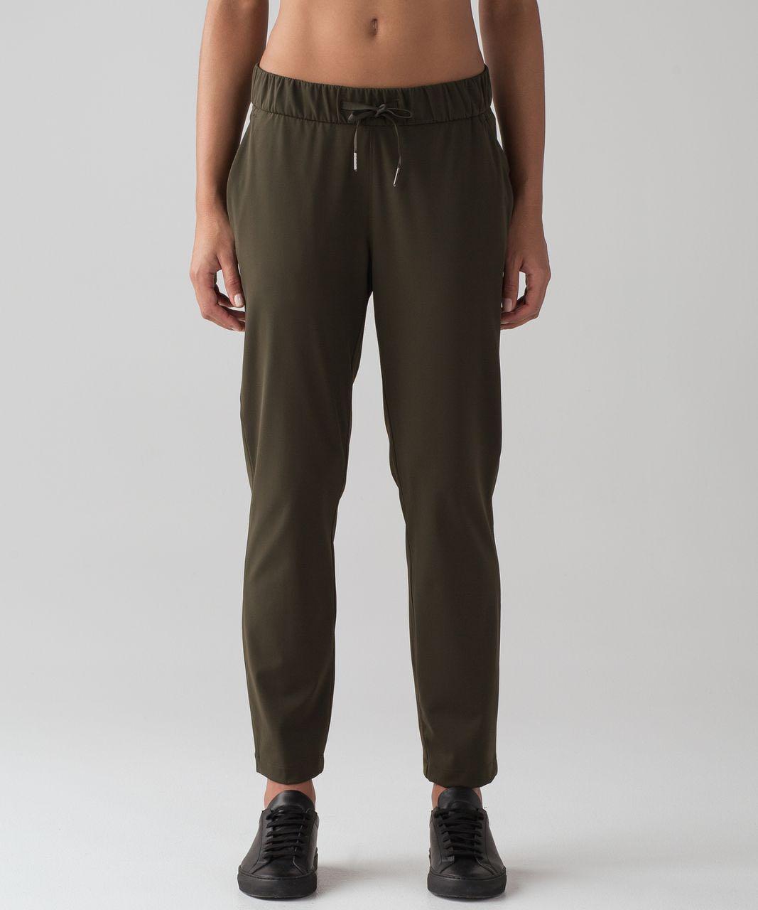 Lululemon On The Fly Pants Size 8 