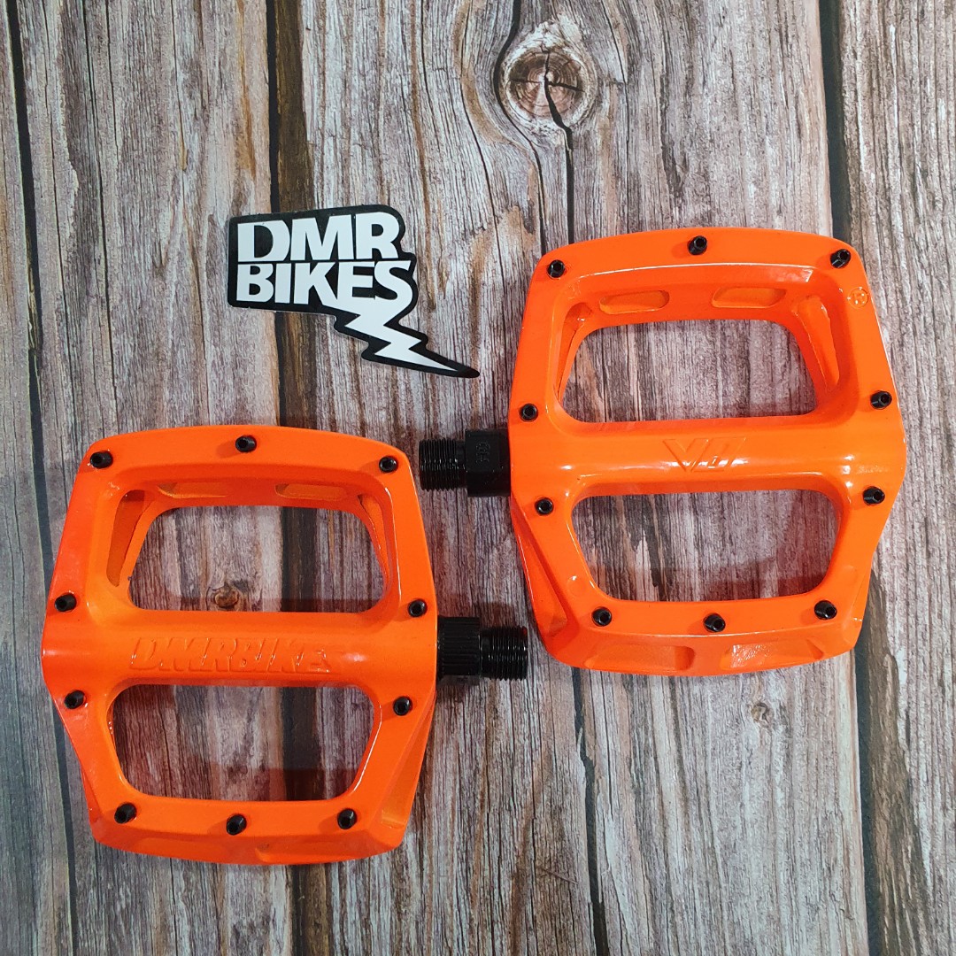 Dmr v8 2025 mtb pedals