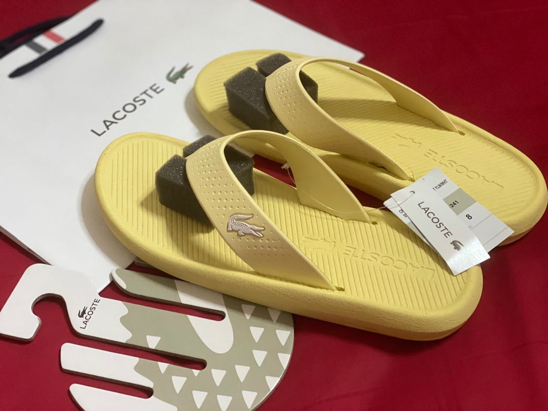 Womens lacoste hotsell flip flops