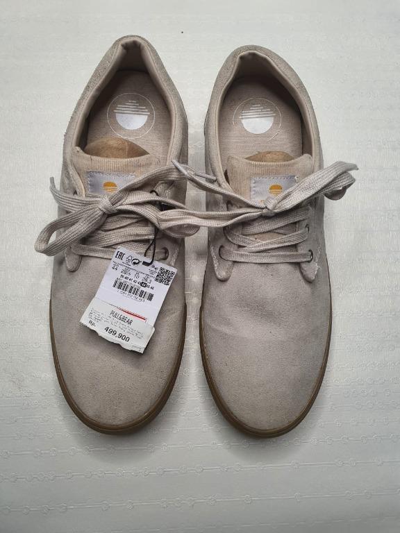  Pull  Bear  Shoes Fesyen Pria Sepatu  Sneakers di Carousell