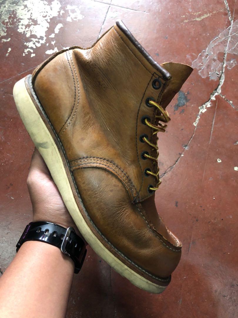 Red Wing 875 Moc Toe(9E US) (Category: Boots) located in Baguio. Submitted by master_of_brands (Listing ID 1069926496, Image 2). Description: Legit Red Wing 875 Moc Toe Men’s Used No sole separation Outsole .