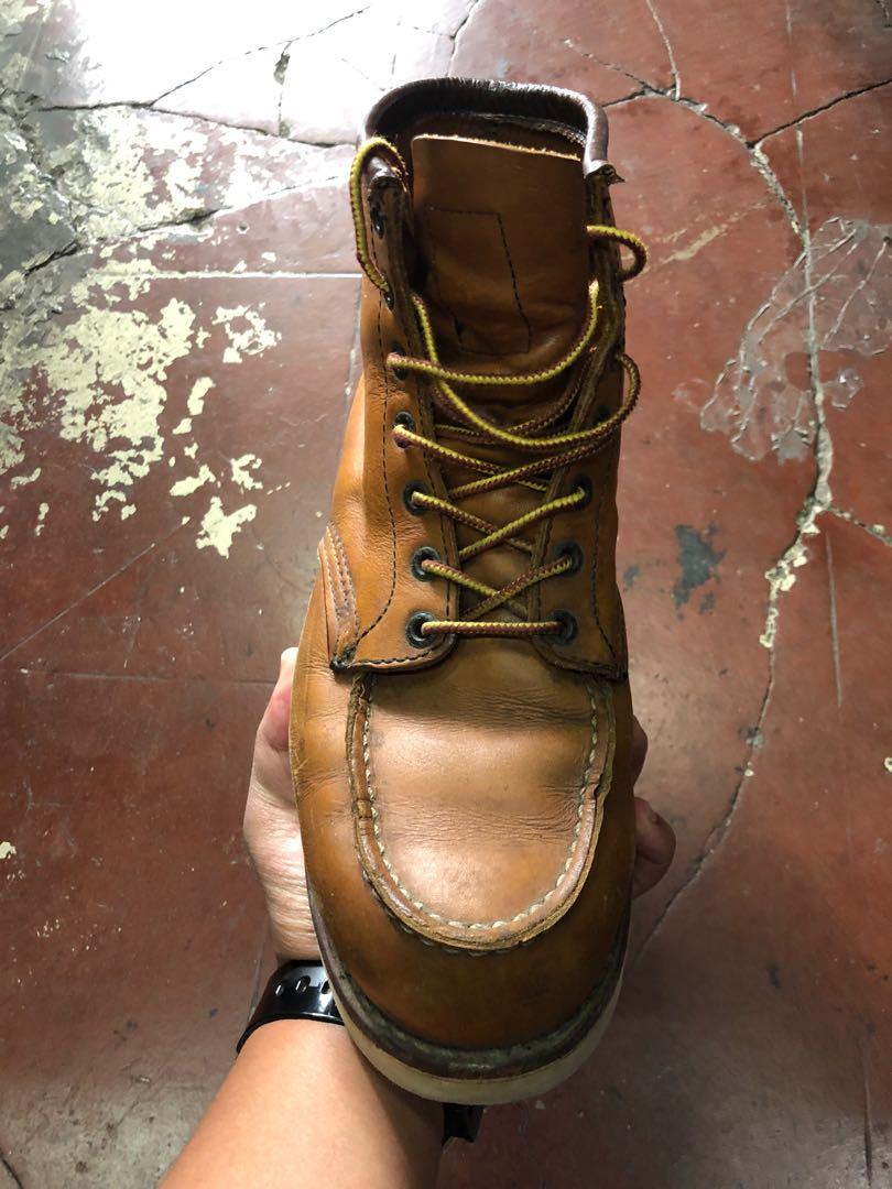 Red Wing Moc Toe Classic(8.5E US) (Category: Boots) located in Baguio. Submitted by master_of_brands (Listing ID 1069927160, Image 3). Description: Legit Red Wing 875 Moc Toe Classic Men’s Used Replaced outsole 9/10 No sole separation In very good condition.