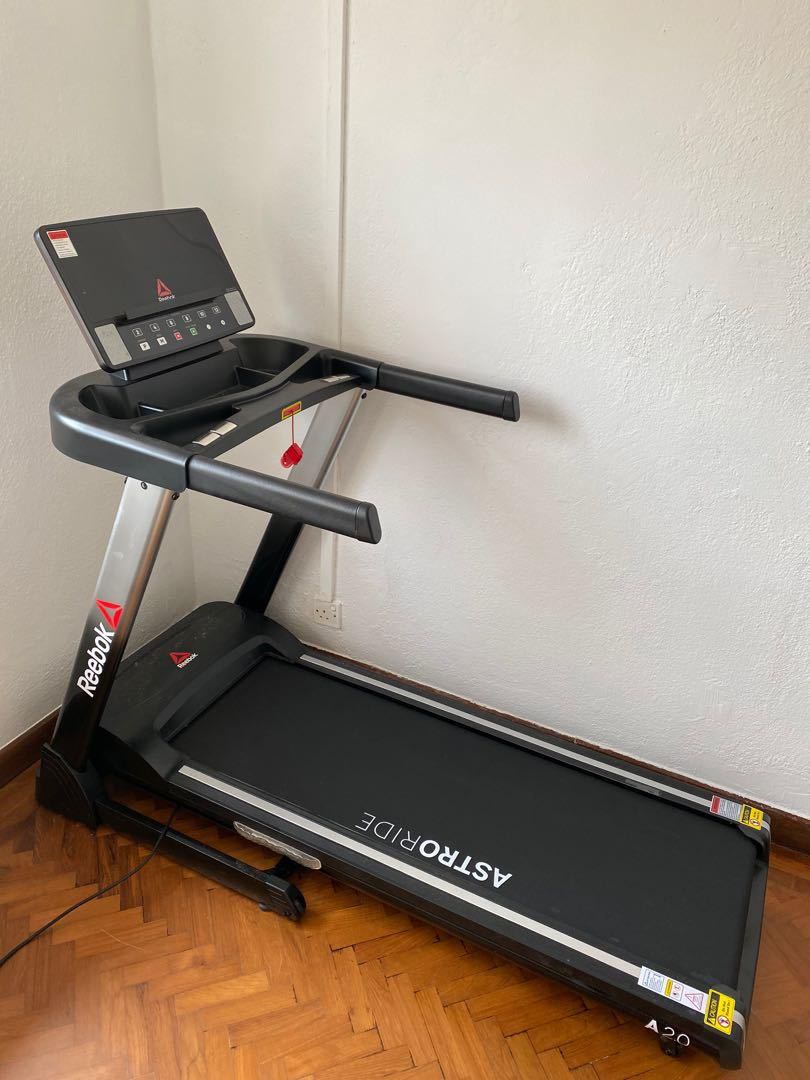 Reebok A 2 0 Treadmill For Sale Sports Equipment Exercise Fitness Cardio Fitness Machines On Carousell
