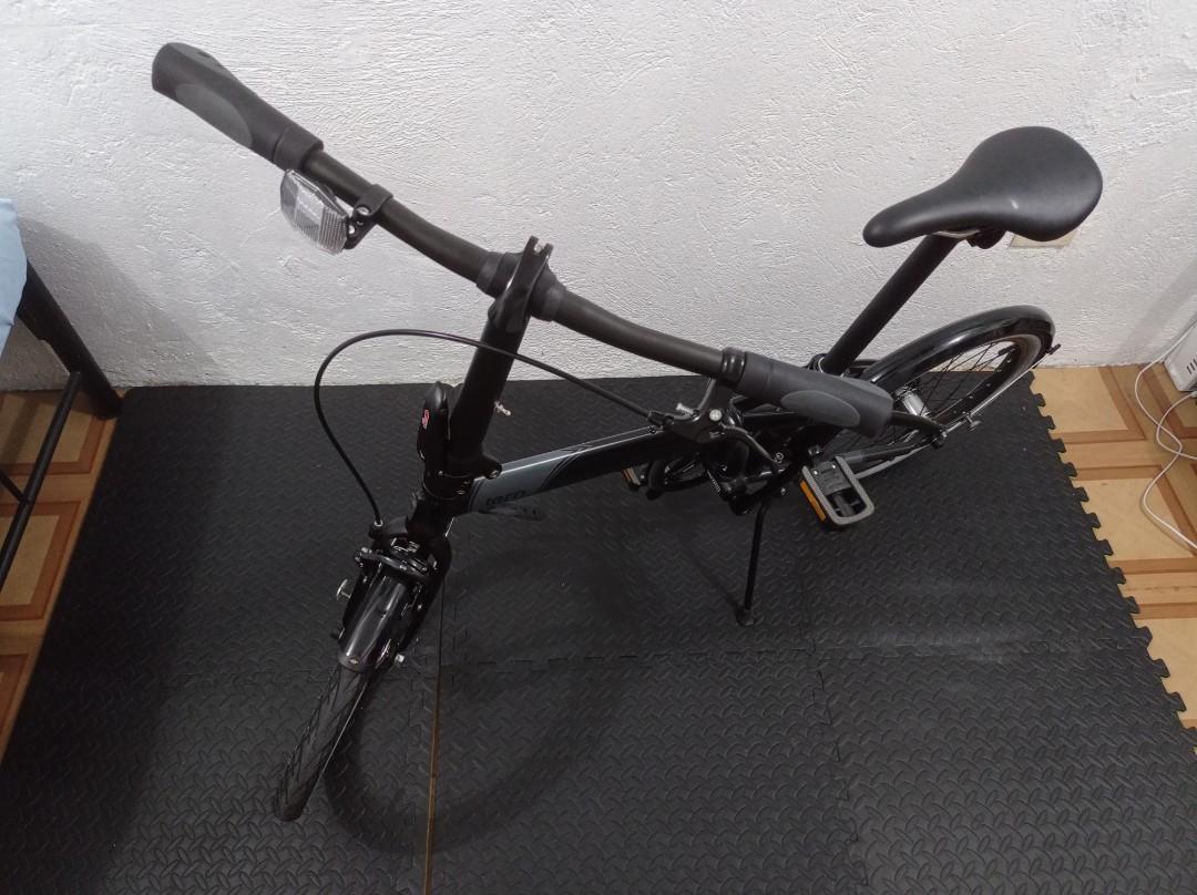 Tern Link Uno w/ FREE Spyder helmet (Category: Bicycles) located in Makati City. Submitted by mst0r3 (Listing ID 1070065075, Image 3). Description: Lightweight, aluminum alloy, single-speed folding bike. Slightly used, mainly for weekend grocery trips Frameset: Link, 6061 aluminium, patented OCL Gears: Singlespeed Chainset: Cold-forged 6061 aluminium crank arms, hand-polished Brakes: V front, Coaster rear Wheels: 20in aluminium rims Tires: Schwal