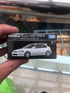 （分類：）位於 。 由 ronniekillyune 提交（商品編號 1069974246，圖片 1）。簡介： 。