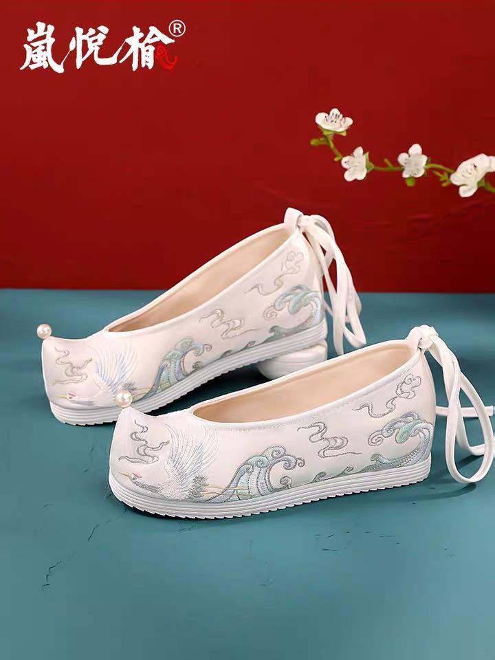 Chinese embroidered hotsell shoes