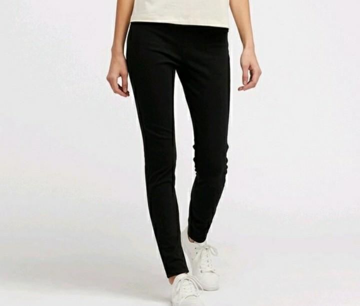 Uniqlo Legging ultra stretch panjang 