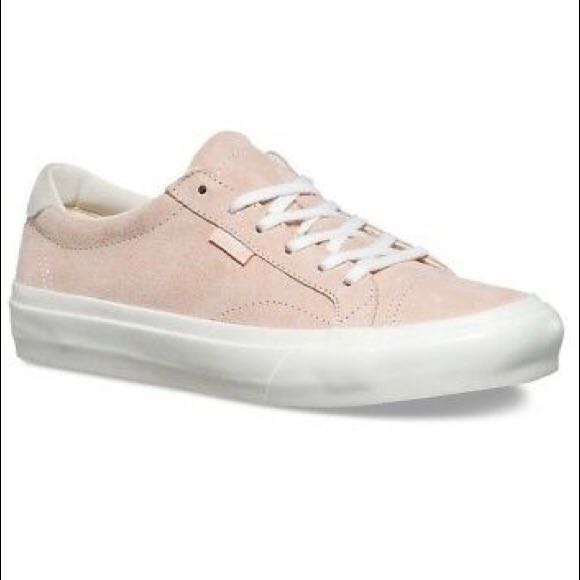 Vans pig suede court dx on sale