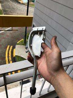 Vespa rear jack