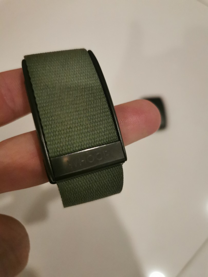 Whoop Fitness band 13 months subscription left 416 worth