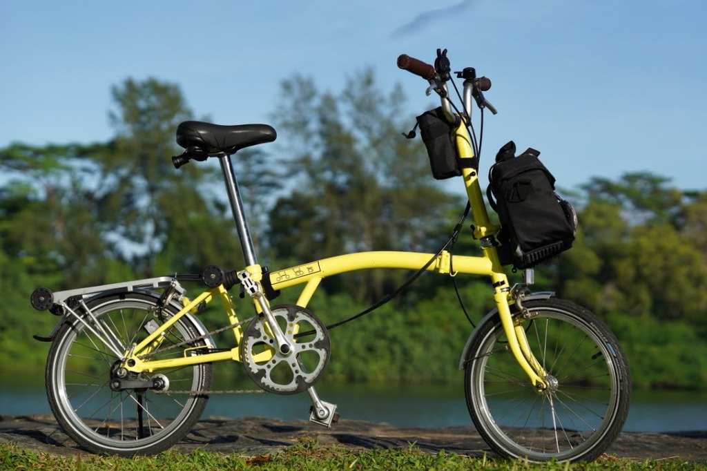 Brompton yellow shop