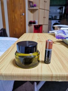 （分類：）位於 。 由 jasmine.lu28 提交（商品編號 1070243851，圖片 1）。簡介： 。
