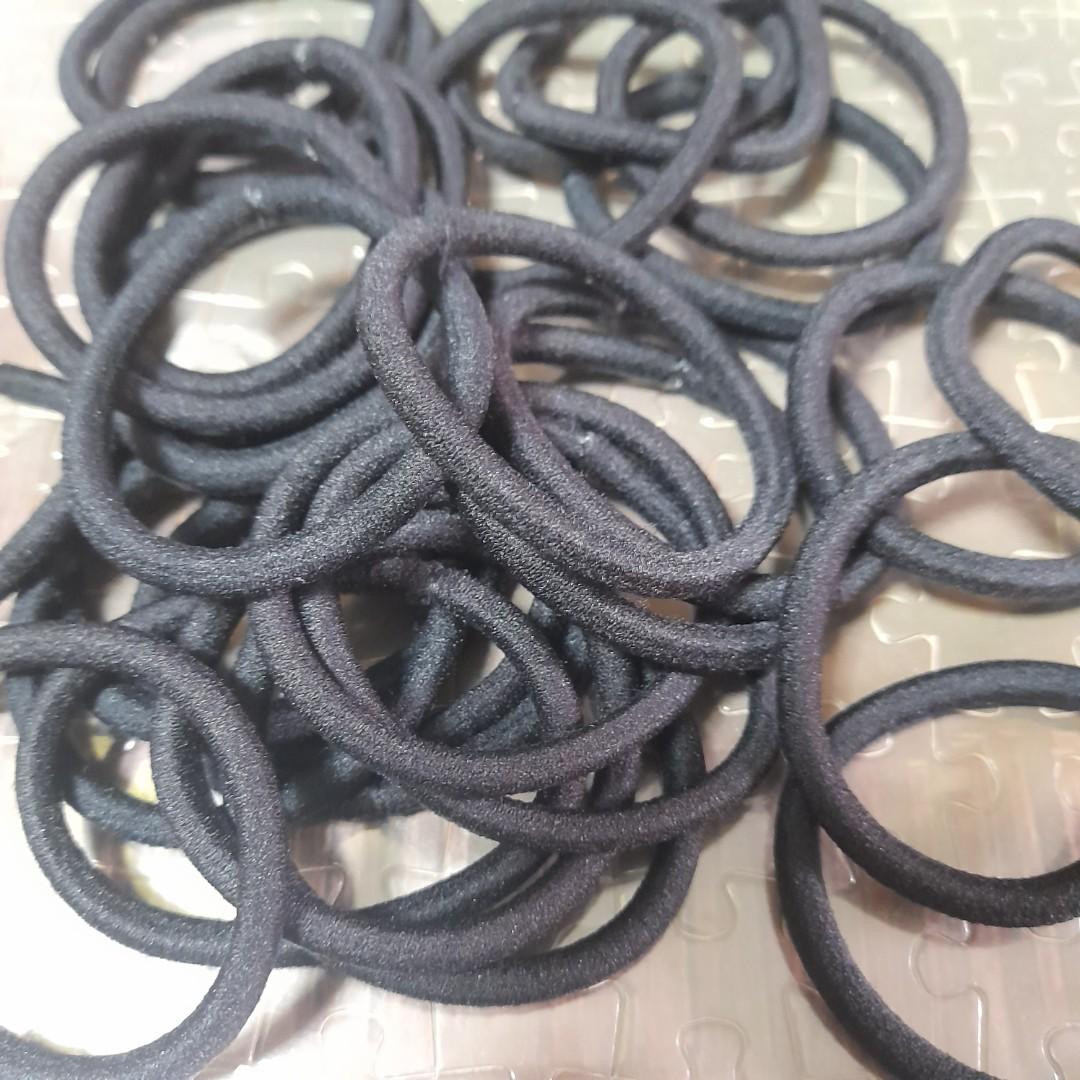 $1/條加粗高彈力橡皮筋黑色橡筋, 女裝, 手錶及配件, 襪褲襪- Carousell
