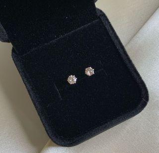 40 Pointer Platinum 900 Diamond Stud Earrings Natural Diamond