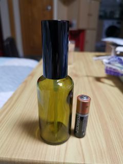 （分類：）位於 。 由 jasmine.lu28 提交（商品編號 1070243537，圖片 1）。簡介： 。