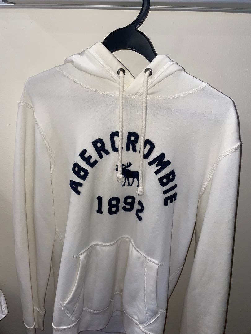 Abercrombie Hoodie, Men's Fashion, Tops & Sets, Hoodies on Carousell