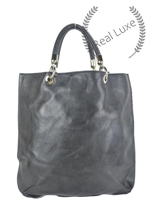 Authentic COCCINELLE black leather flat 2 way bag (Category: Luxury Bags & Wallets) located in Cagayan de Oro. Submitted by real_luxe (Listing ID 1070259656, Image 2). Description: Like New INCLUSION: None "PLEASE TAKE A CLOSER LOOK ON THE FLAWS" The Photos are taken by "US" and water mark on all images to avoid people taking our hard work. We take a lot of photos already with good quality, so hoping you wont ask for more as my time is very limit