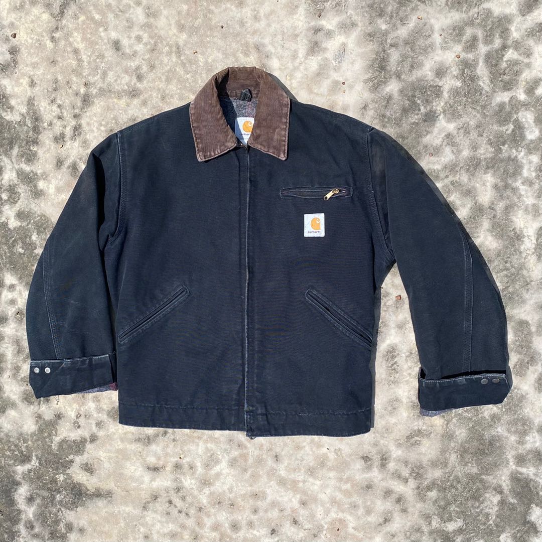 Carhartt detroit deals jacket measurements