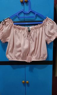 (Kategori: ) berada di . Dikirim oleh ameliaaaa_21 (ID iklan 1070217730, Gambar 1). Deskripsi: .