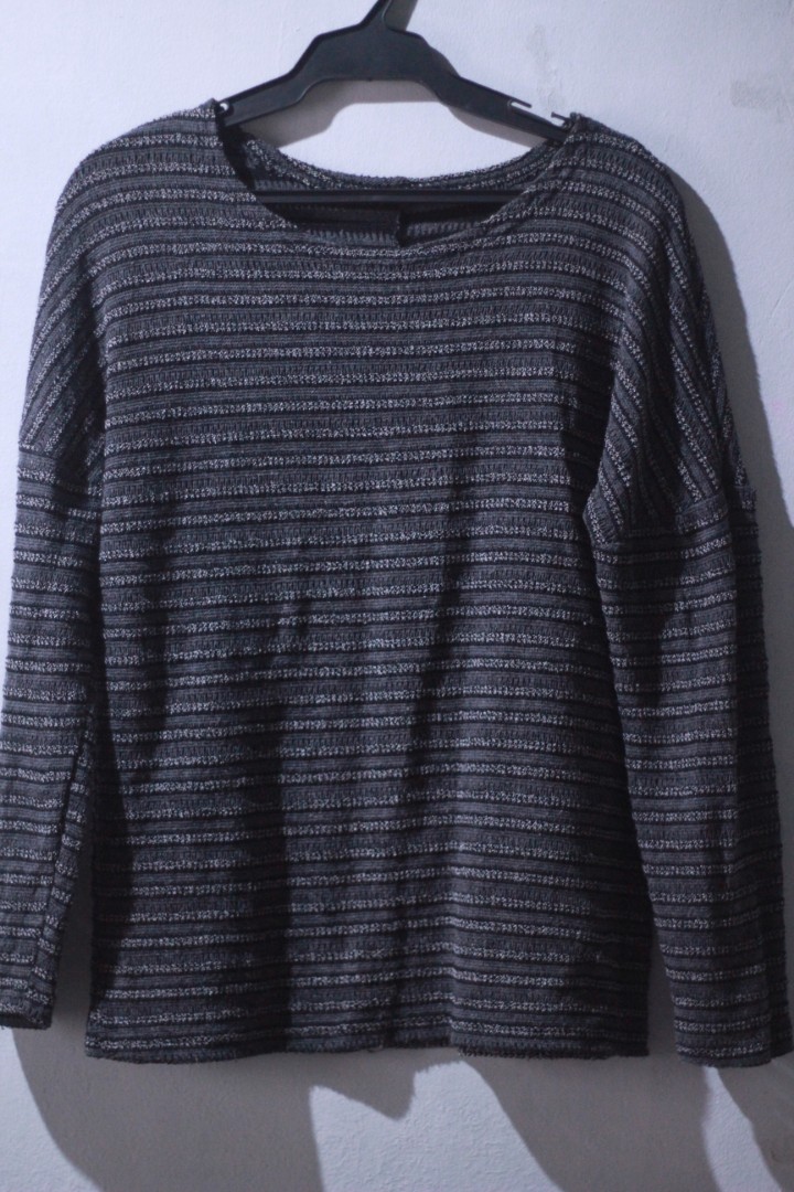 knitted long sleeve