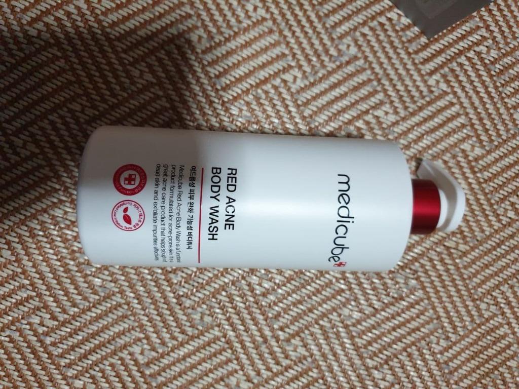 medicube acne body wash