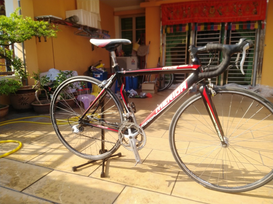Merida 880 road clearance bike