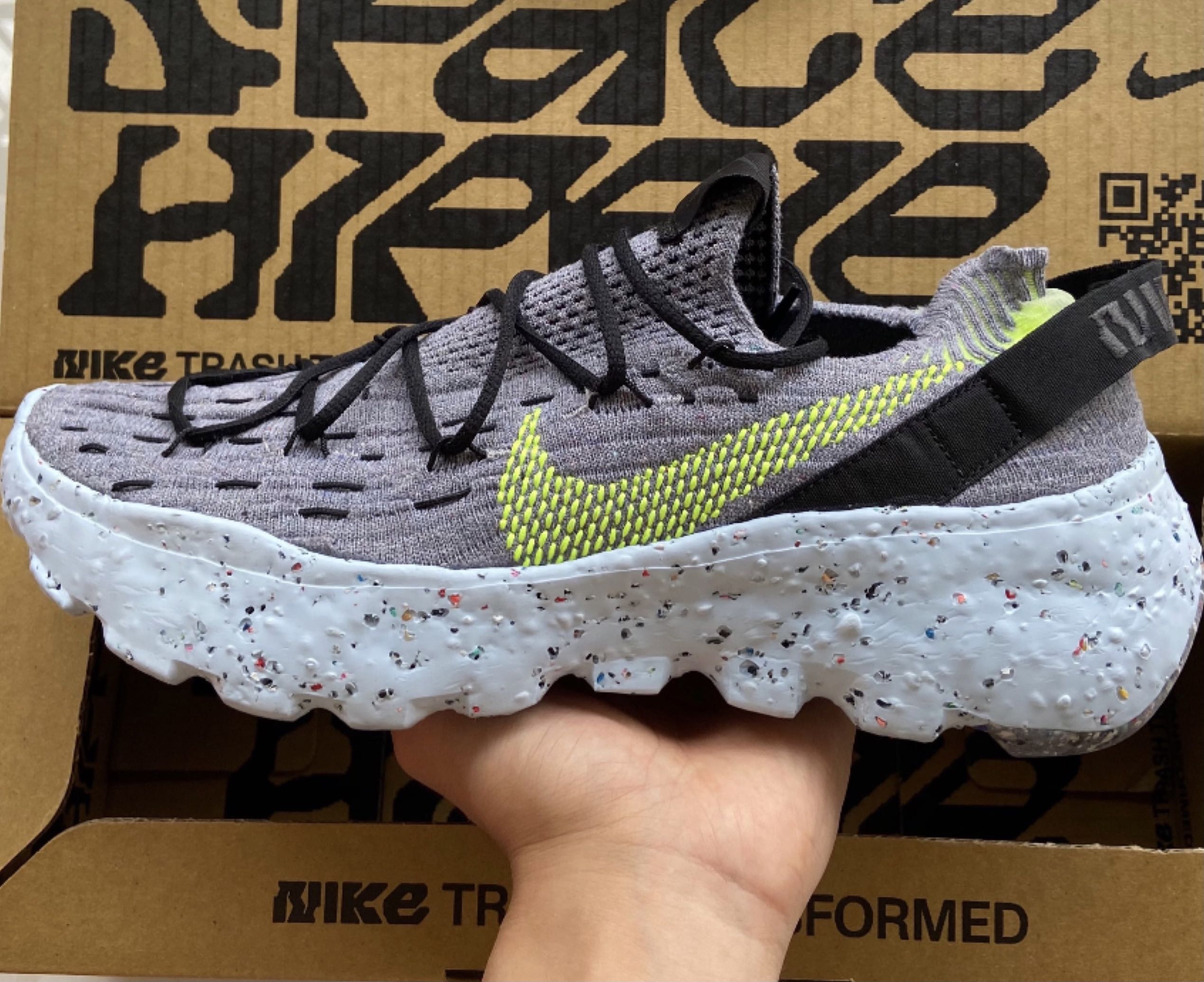 Nike space hippie aj kyrie 5
