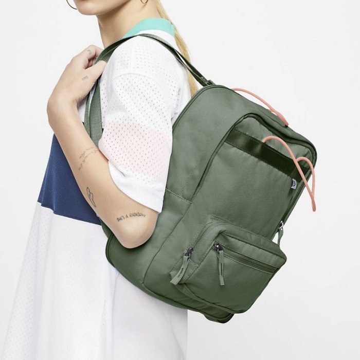 Nike on sale tanjun backpack