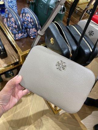 Total 58+ imagen tory burch large logo crossbody