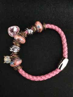 (Category: ) located in . Submitted by jenn131413 (Listing ID 1070165639, Image 1). Description: .