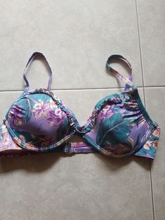 (Category: ) located in . Submitted by pasirrispreloved (Listing ID 1070176773, Image 1). Description: .