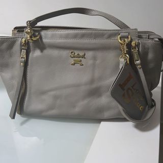 （分類：）位於 。 由 christinee078 提交（商品編號 1070197692，圖片 1）。簡介： 。
