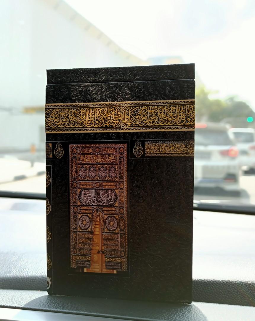 Saving box (Category: Everything Else) located in Singapore. Submitted by mayabel (Listing ID 1070227315, Image 1). Description: Small saving box aka tabung kaabah suitable for kids. Instil healthy habit of saving at an early age. 🕋 Small Size (14x9x9cm) comes in big size too (20x15x15cm). 🕋 With locking mechanism. (2 keys provided). 🕋 InshaAllah, to receive item in good condition. 🕋 New stocks!.