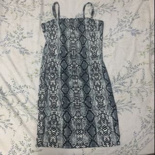 （分類：）位於 。 由 sani_wardrobe 提交（商品編號 1070161936，圖片 1）。簡介： 。