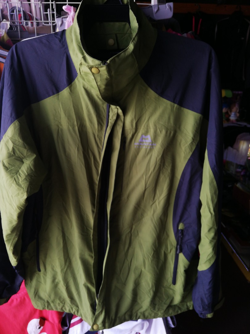 Tracking jacket, Men's Fashion, Tops & Sets, Hoodies on Carousell