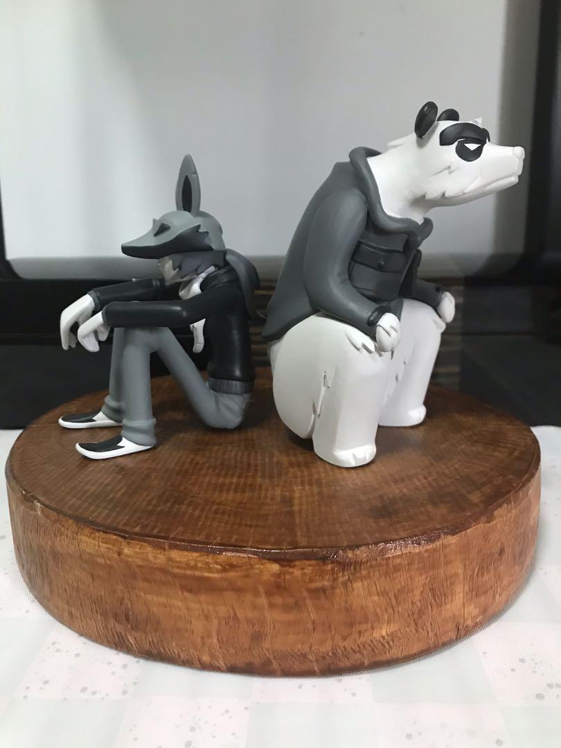 Wetworks Foxy & Xin in Mono (Category: Designer & Blind Box Toys) located in Manila. Submitted by jmp923 (Listing ID 1070151491, Image 2). Description: Wetworks Foxy & Xin in Mono Hawaii exclusive Release 2019.