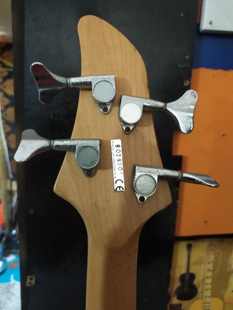 Yama bass guitar, Hobbies & Toys, Music & Media, Musical Instruments on ...