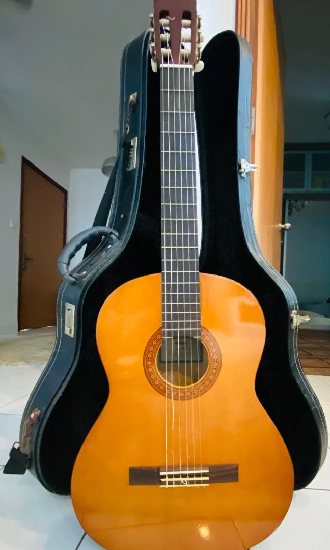 Yamaha c40 guitar shop case