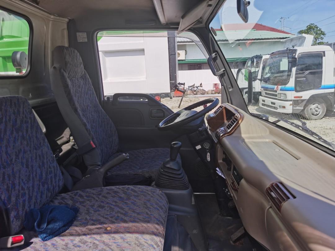 Boom truck Isuzu elf (Category: Heavy Vehicles) located in Manila. Submitted by samansubic (Listing ID 1070477366, Image 2). Description: Boom truck Isuzu elf 4hf1 6 wheelers cash or financing can pay all kinds of Japan Surplus Trucks and heavy equipments Inquiries 09199977999 and 09175820219 viber whatsapp imo ready Messenger saman jayantha Check our available units visit Facebook saman jayantha Website www.subictrucks.com YouTube saman jayantha