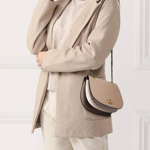 COACH Parker Saddle H16.5cm x W22cm x D7cm P3000 Luxury Bags Wallets on Carousell