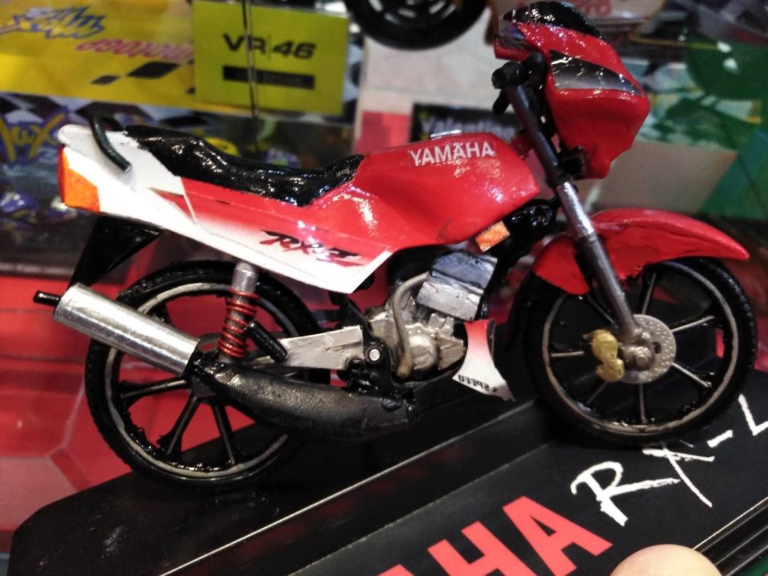 Yamaha rxz diecast deals