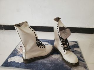 （分類：）位於 。 由 hesheitt 提交（商品編號 1070377138，圖片 1）。簡介： 。