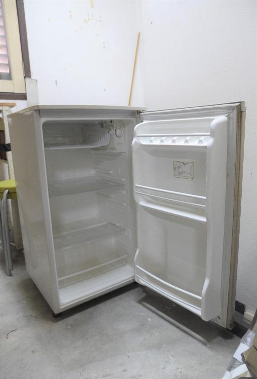 Small size fridge second outlet hand