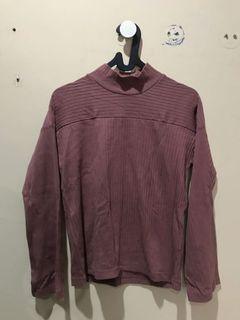 Hana Tajima Uniqlo Turtle Neck Shirt
